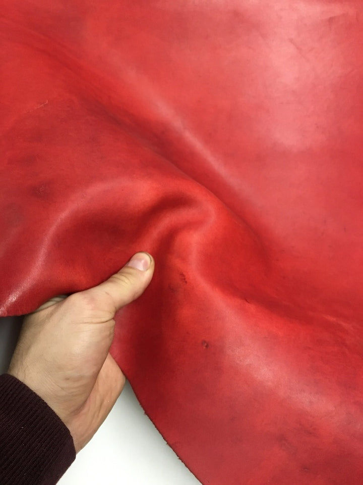 RED Oil Tanned Aniline Cowhide