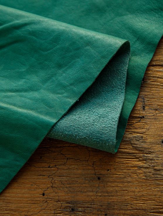 Green Cowhide Aniline Vegetable Tanned Dyed Leather Hides