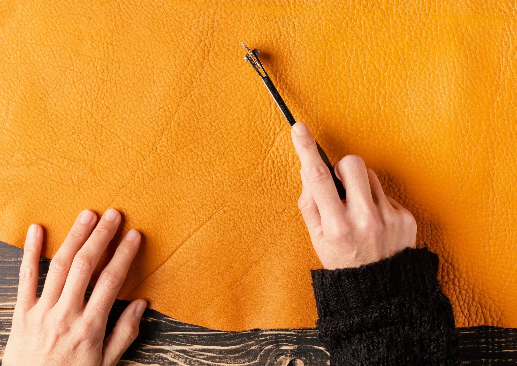 Premium kangaroo leather hide – full grain veg tan collection at Leather Hub USA